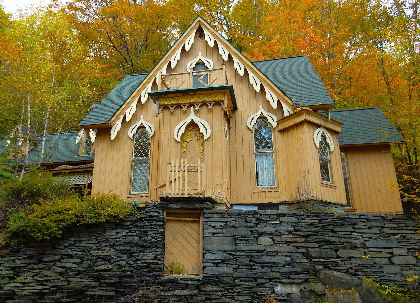 Leafy House ~ Montpelier, Vermont