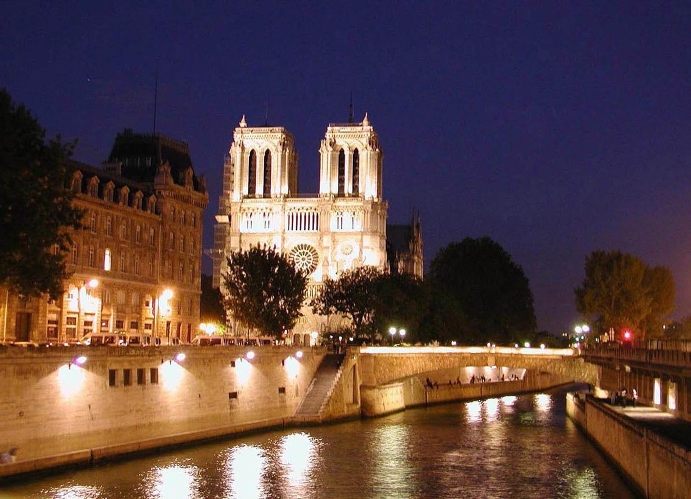 Notre Dame a la Nuit ~ Paris, France